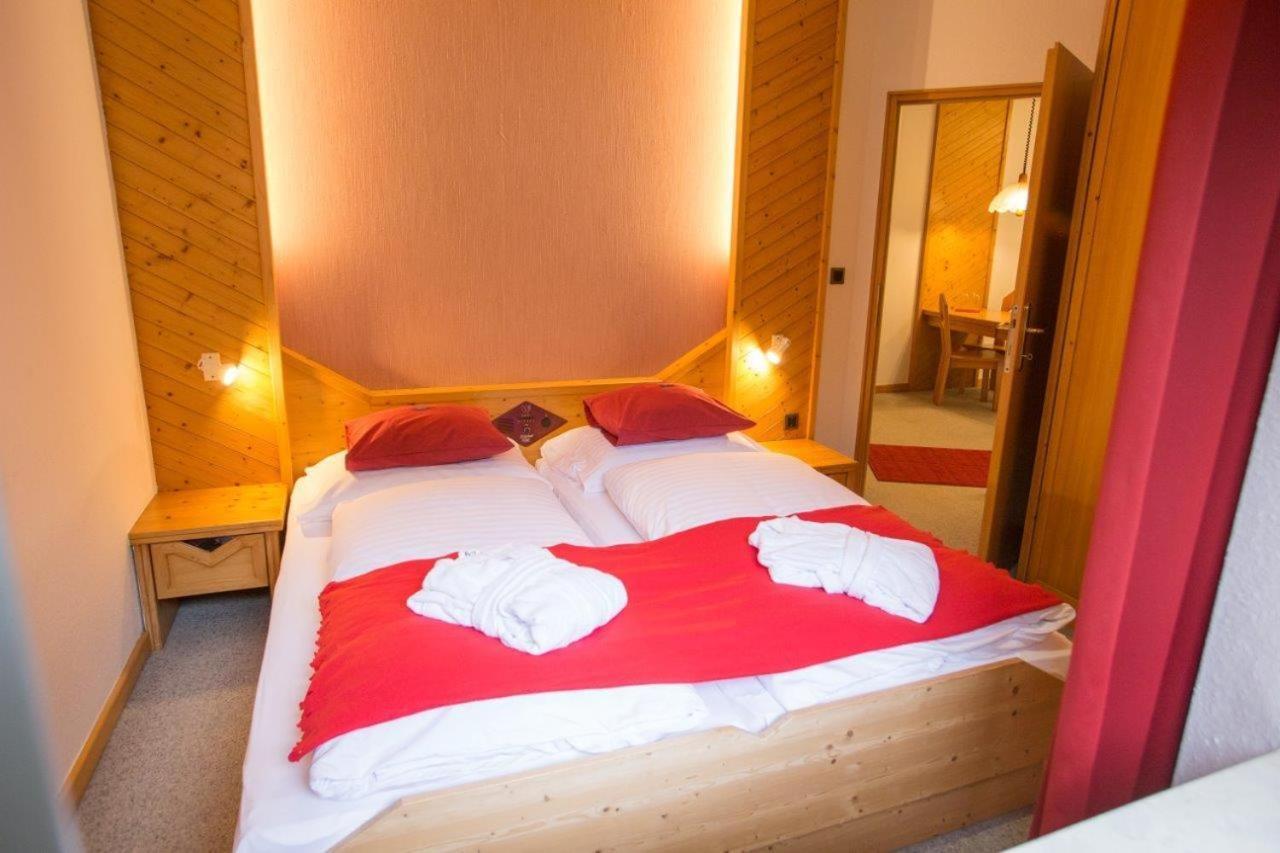 וילדאלפן Hotel Bergkristall מראה חיצוני תמונה